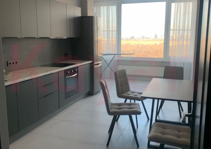 Аренда 2-комн. квартиры, 80 кв.м фото 2