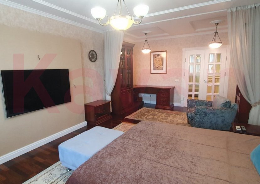 Аренда 2-комн. квартиры, 100 кв.м фото 1