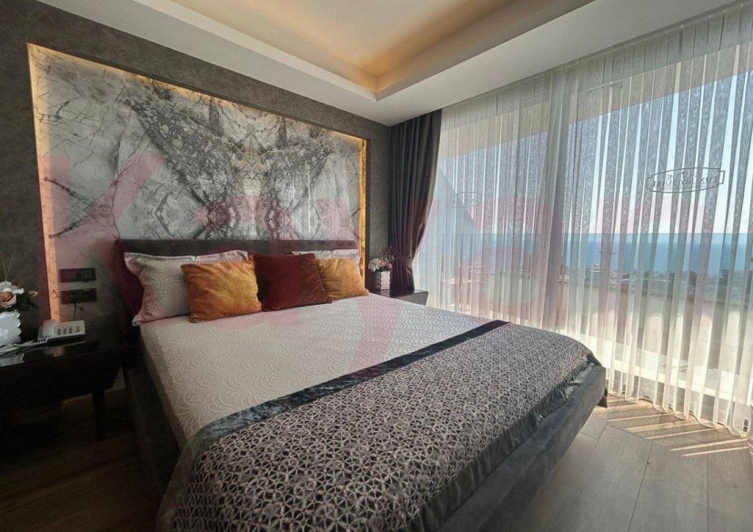 Продажа 3-комн. квартиры, 100 кв.м фото 0