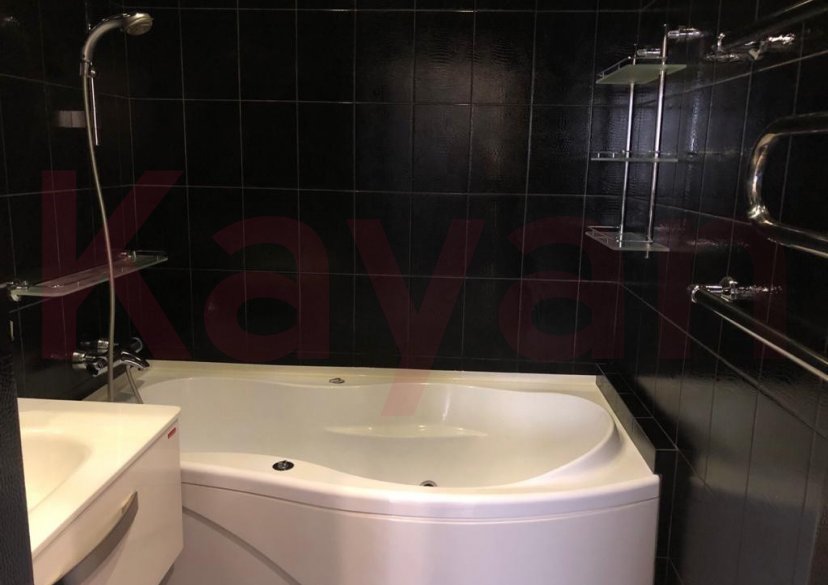 Продажа 2-комн. квартиры, 70.5 кв.м фото 3