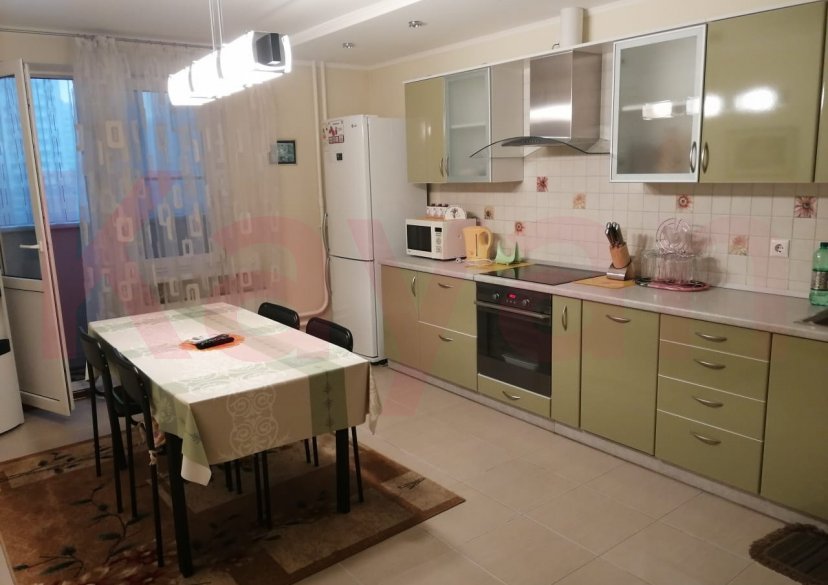 Аренда 2-комн. квартиры, 66 кв.м фото 0