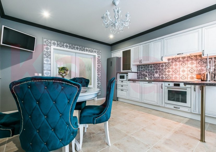 Аренда 2-комн. квартиры, 95 кв.м фото 0