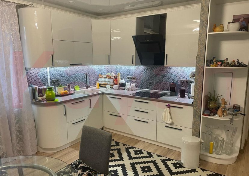 Продажа 4-комн. квартиры, 105.5 кв.м фото 0 Продажа 4-комн. квартиры, 105.5 кв.м фото 0