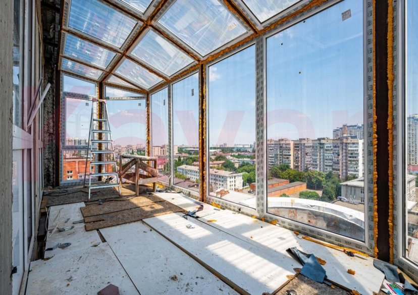 Продажа 1-комн. квартиры, 208 кв.м фото 0