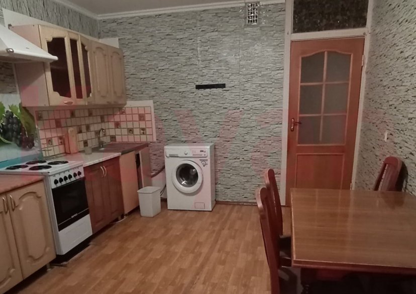 Аренда 2-комн. квартиры, 70 кв.м фото 1