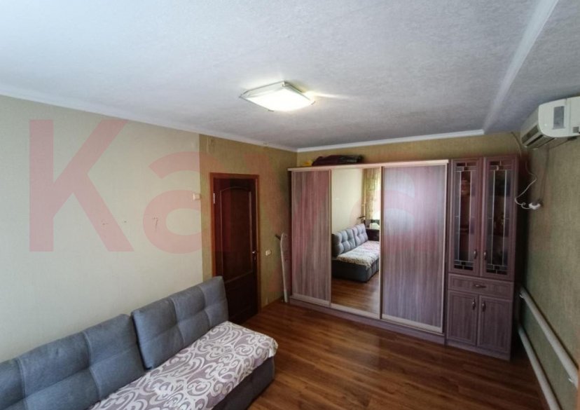 Продажа 3-комн. квартиры, 65 кв.м фото 0