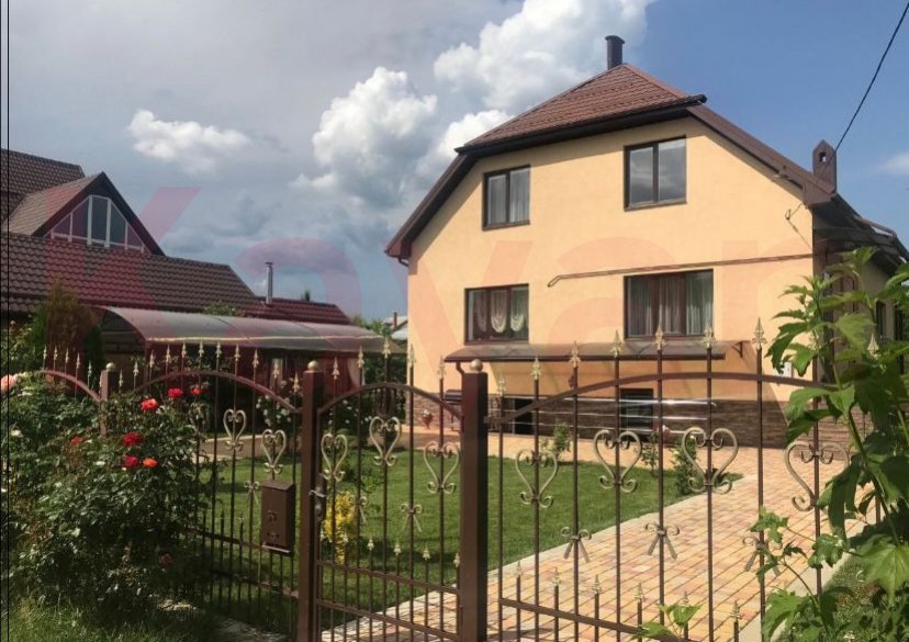 Продажа дома, 240 кв.м фото 0