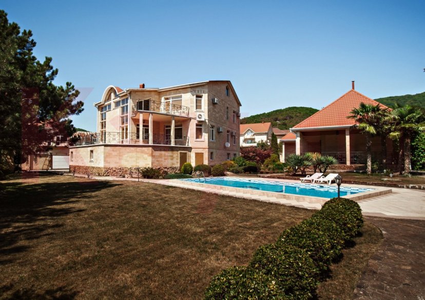 Продажа коттеджа, 705 кв.м фото 13