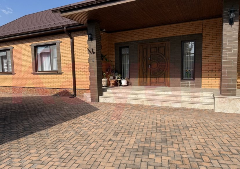 Продажа дома, 240 кв.м фото 3