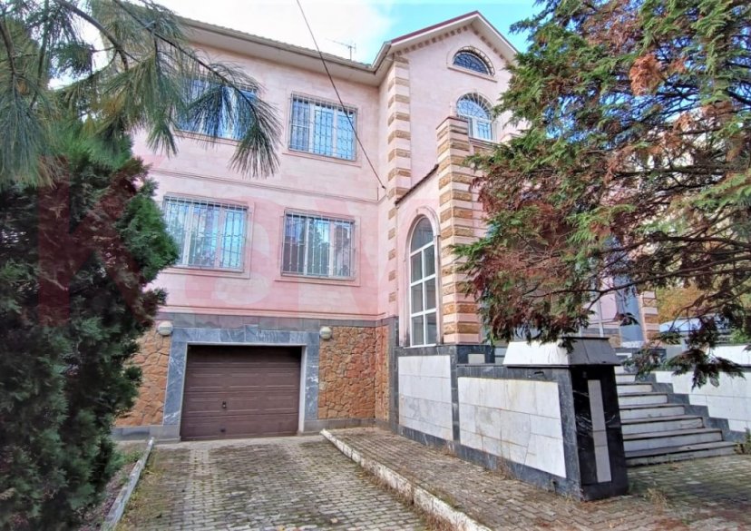 Продажа дома, 491 кв.м фото 0