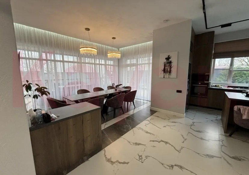 Продажа дома, 286 кв.м фото 3