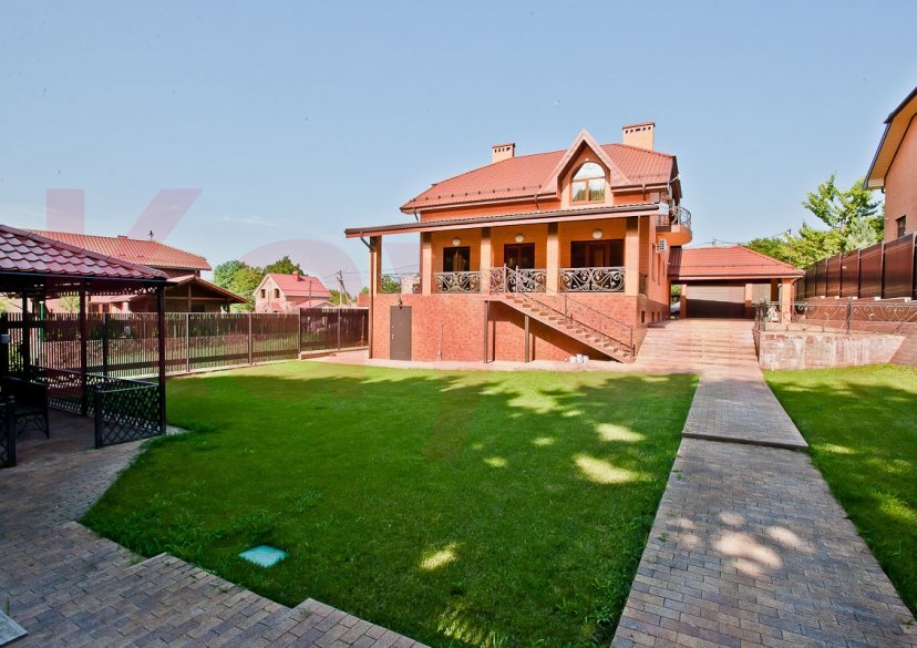 Продажа дома, 340 кв.м фото 0