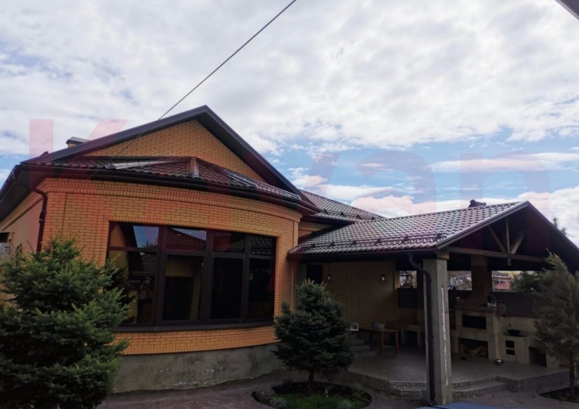 Продажа дома, 292 кв.м фото 0