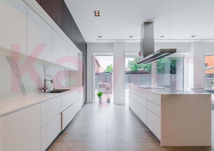 Продажа дома, 400 кв.м фото 4