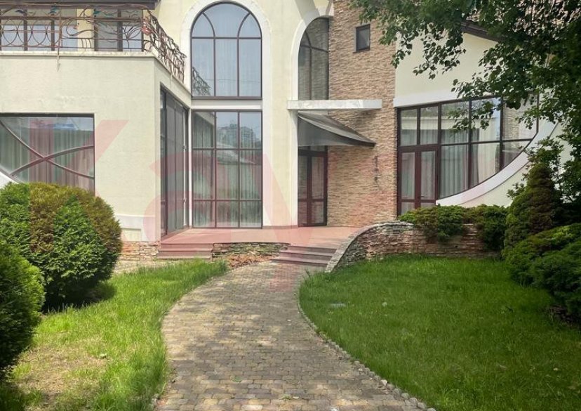 Продажа дома, 565 кв.м фото 1