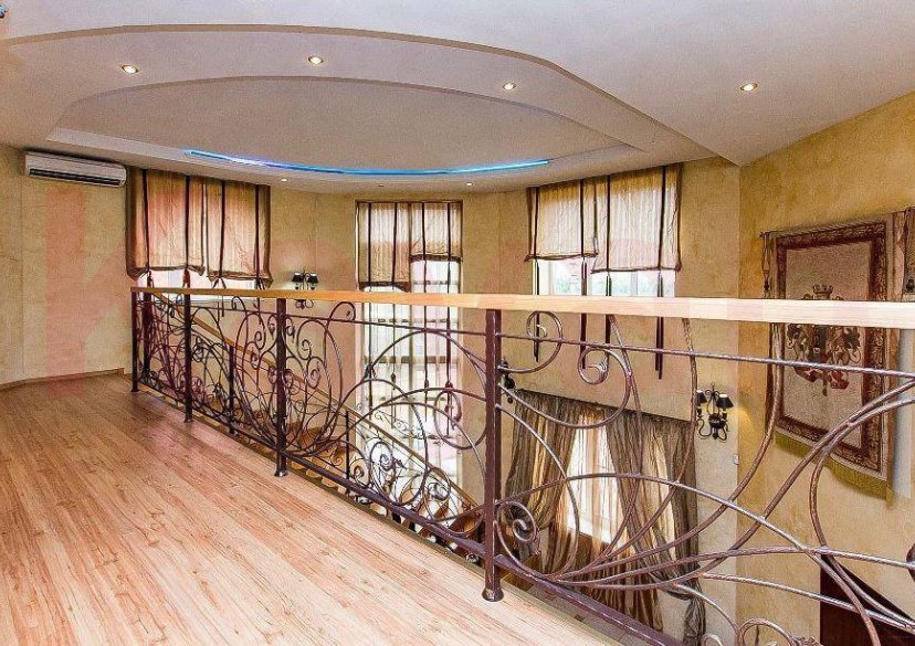 Продажа дома, 337 кв.м фото 4