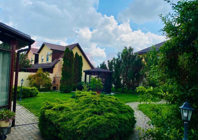 Продажа дома, 220 кв.м фото 0