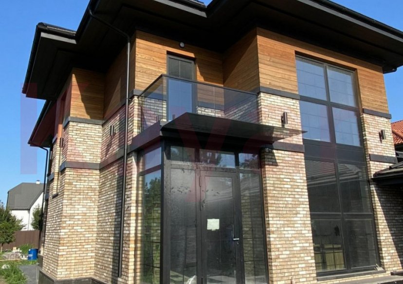 Продажа дома, 225 кв.м фото 2