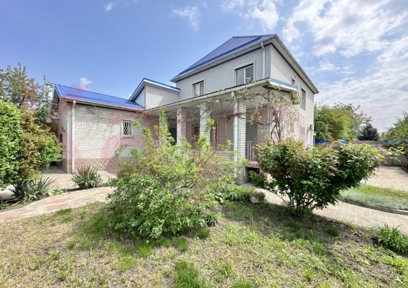 Продажа дома, 215 кв.м фото 0