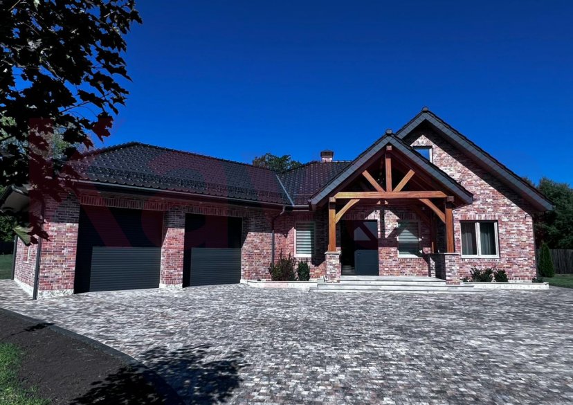 Продажа коттеджа, 138 кв.м фото 0