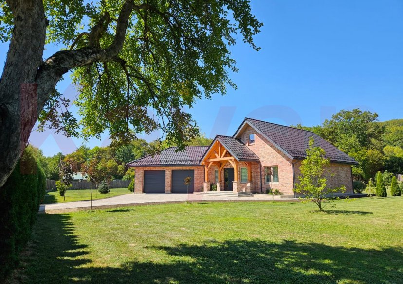 Продажа коттеджа, 138 кв.м фото 1