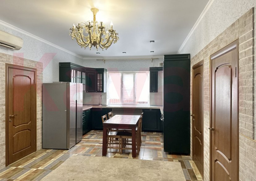 Продажа дома, 250 кв.м фото 1